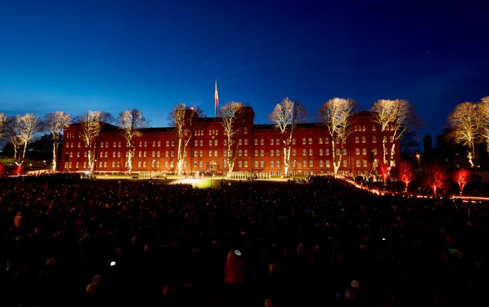 Haderslev Kaserne danner igen ramme om Haderslev Lysfest, der markerer Danmarks befrielse i 1945.