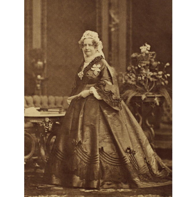Caroline Amalie. Foto fra ca. 1880 af Georg E. Hansen. Caroline Amalie. Foto fra ca. 1880 af Georg E. Hansen.