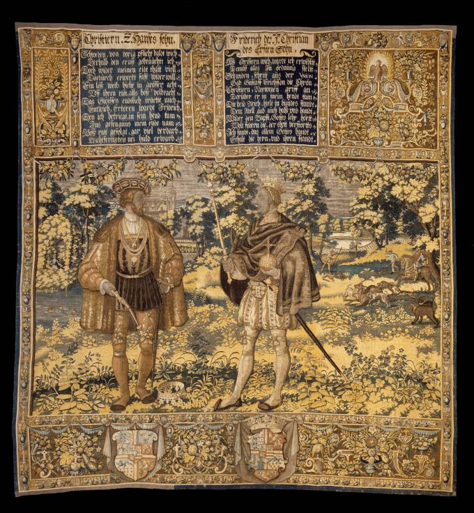Frederik 1. ses her på Hans Kniepers Kronborgtapet fra 1582-84. Til venstre står den slagne Christian 2. med knækket scepter og med kongekronen på jorden foran ham. Frederik 1. ses her på Hans Kniepers Kronborgtapet fra 1582-84. Til venstre står den slagne Christian 2. med knækket scepter og med kongekronen på jorden foran ham.