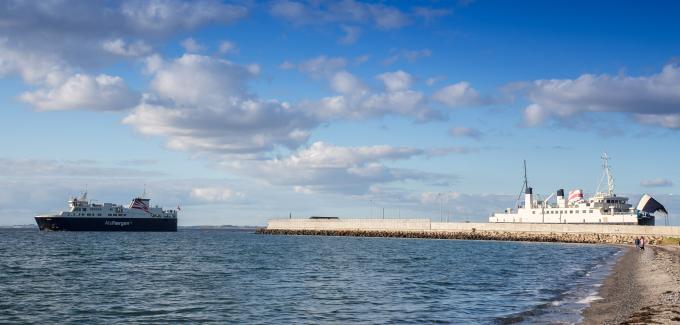 Alslinjen sejler mellem Fynshav på Als og Bøjden på Fun.