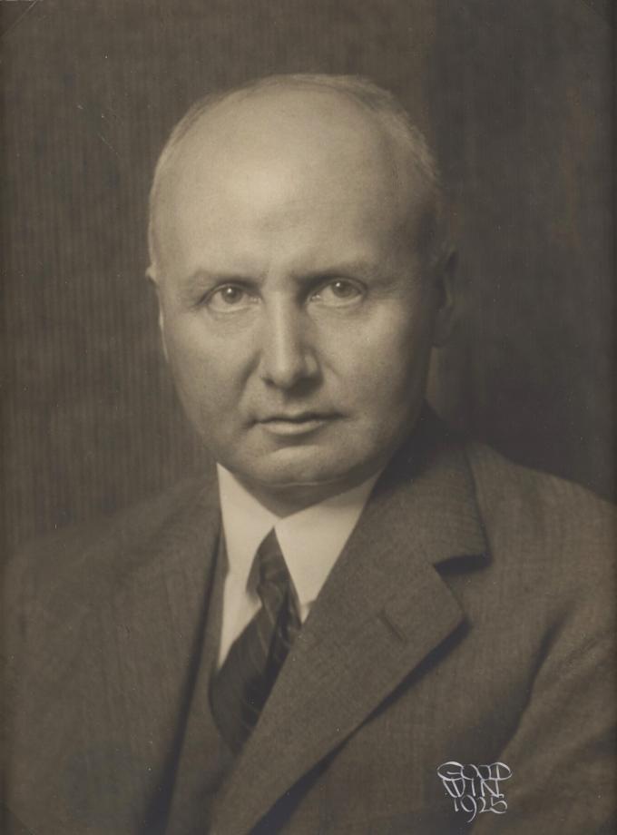Erik Scavenius Erik Scavenius