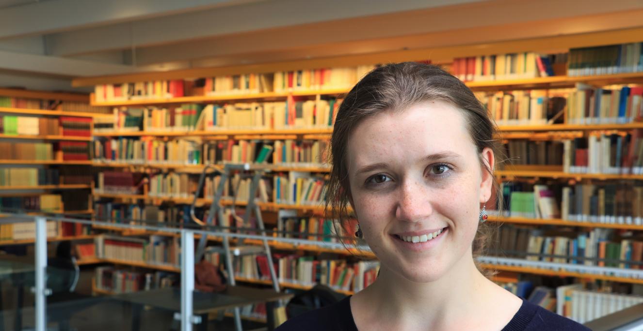 Emma Alnor begyndte på tykstudiet på Københavns Universitet i september måned. Emma Alnor begyndte på tykstudiet på Københavns Universitet i september måned.