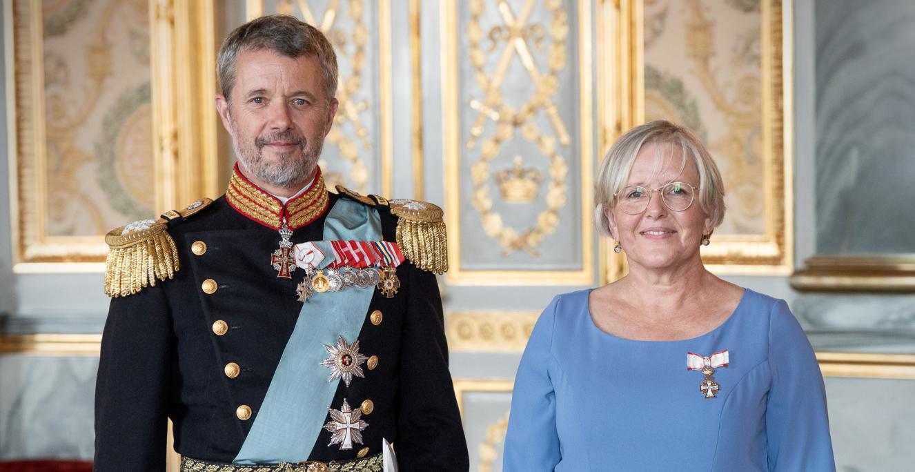Anke Meyer har overrakt kong Frederik 10. sine akkreditiver og er nu officielt tiltrådt som ny tysk ambassadør. Anke Meyer har overrakt kong Frederik 10. sine akkreditiver og er nu officielt tiltrådt som ny tysk ambassadør.