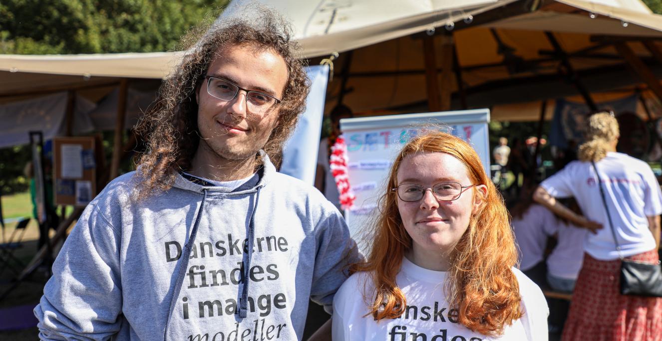 Jannis Rödelbronn og Kira Lykke Jess kommer fra A.P. Møller Skolen i Slesvig og er med i Grænseforeningens Elevambassadører. Jannis Rödelbronn og Kira Lykke Jess kommer fra A.P. Møller Skolen i Slesvig og er med i Grænseforeningens Elevambassadører.