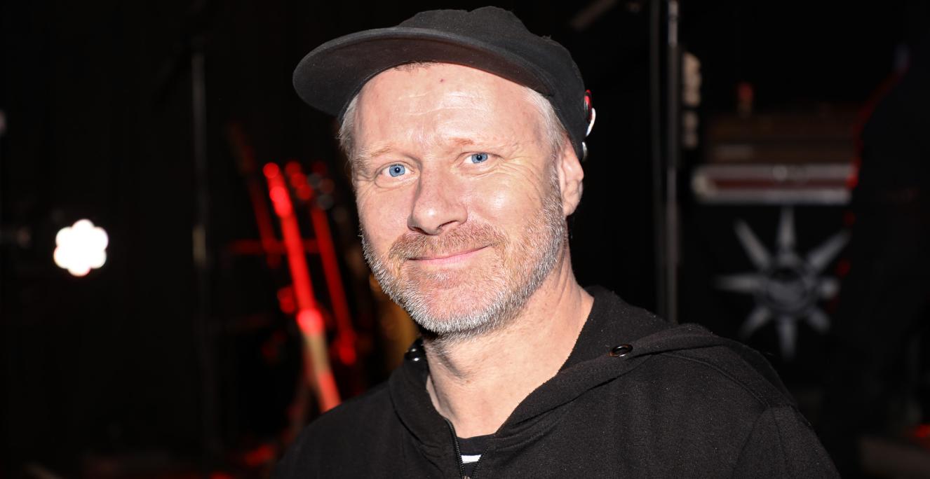 Sascha Døstrup er klubleder af Engelsby Børne- og Ungdomshus, der hører til det danske mindretal i Sydslesvig.