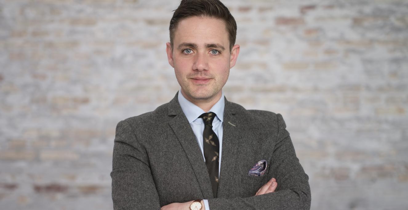 41-årige Christian Egander Skov er ny forstander på Jaruplund Højskole pr. 1. november 2026.
