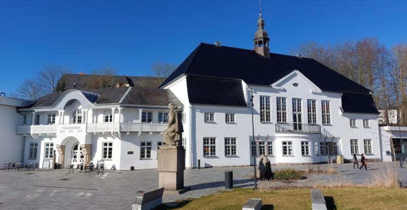 Aabenraa´s danske forsamlingsbygning  blev opført i 1922