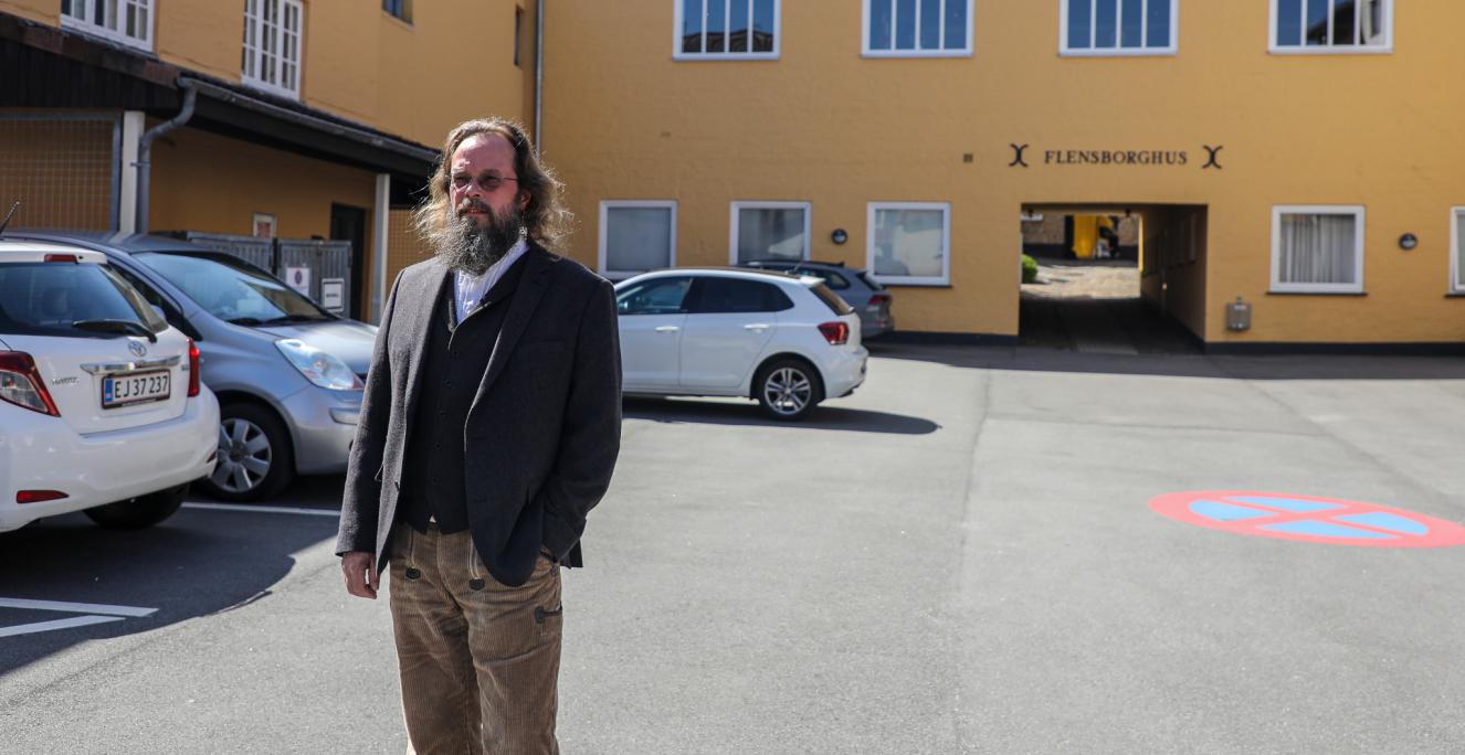 Keno Jaspers har siden september 2022 arbejdet på Flensborghus, der er centrum for det danske arbejde i Sydslesvig. Her er han amtssekretær hos Sydslesvigsk Vælgerforening (SSW).
