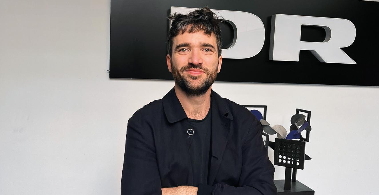 Julian Svejgaard er historiker, musiker og radiovært.