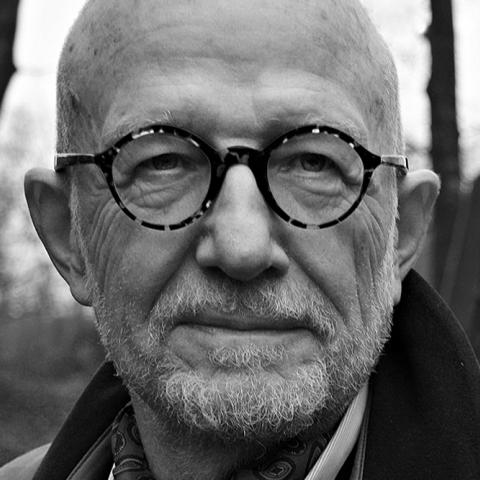 Finn Slumstrup døde i sit hjem på Ærø 5. juli 2018. Han blev 76 år. 