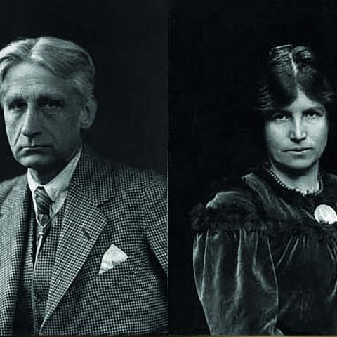 Agnes Slott Møller (1862-1937) og Harald Slott-Møller (1864-1937) udgjorde et stærkt kunstnerægtepar i deres tid. Sammen skabte de bl.a. Dybbølmærket i 1920.