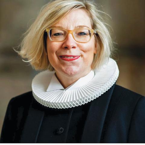 Rajah Scheepers, tysk sognepræst i Sankt Petri Kirke, den tysksprogede menighed i den danske Folkekirke, kommer fra Berlin, har boet i Danmark siden 2019. 