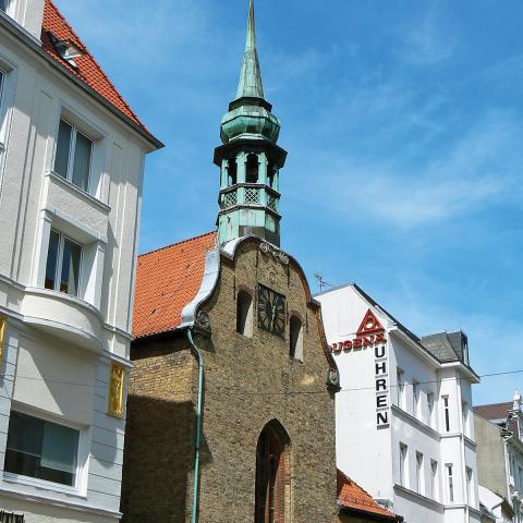 Den tyske kirke overdrog i 1997 Helligåndskirken i Flensborg (foto) til Dansk Kirke i Sydslesvig. Det er et symbol på et godt og gensidigt anerkendende samarbejde mellem danske og tyske menigheder på begge sider af grænsen, skriver Karsten Nissen.