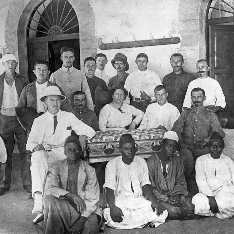 Den sønderjyske fyrbøder Nis Kock blev 73 arbejdede trods malariaanfald næsten frem til sin død.