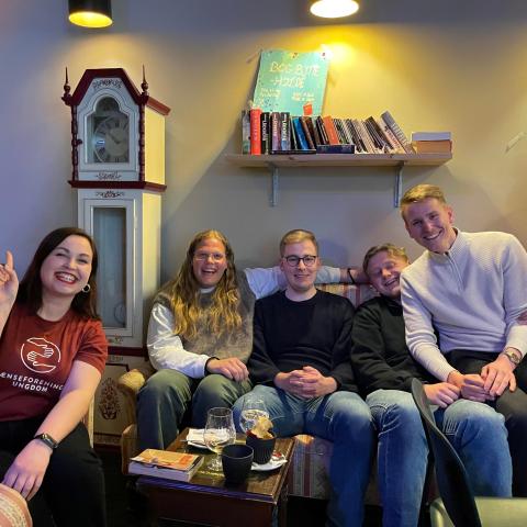 Grænseforeningen Ungdoms bestyrelse det kommende år: Elizaveta Wagner, Bo Sösemann, Tom Lorenzen, Jonas Kopf og Henning Bartelsen samt Linda Stoklasa og Elinor Voss (ikke på billedet). Grænseforeningen Ungdoms bestyrelse det kommende år: Elizaveta Wagner, Bo Sösemann, Tom Lorenzen, Jonas Kopf og Henning Bartelsen samt Linda Stoklasa og Elinor Voss (ikke på billedet).