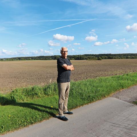 For Mogens Larsen er det vigtigt, at alle kan deltage i arrangementer og blive klogere af de foredrag, der bliver holdt. 