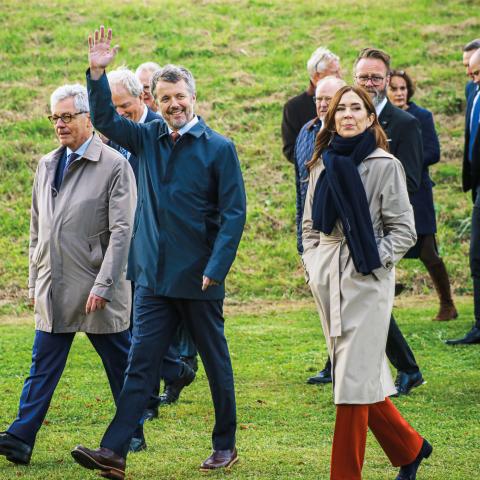 Kongeparret besøger Dannevirke