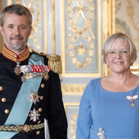 Anke Meyer har overrakt kong Frederik 10. sine akkreditiver og er nu officielt tiltrådt som ny tysk ambassadør. Anke Meyer har overrakt kong Frederik 10. sine akkreditiver og er nu officielt tiltrådt som ny tysk ambassadør.