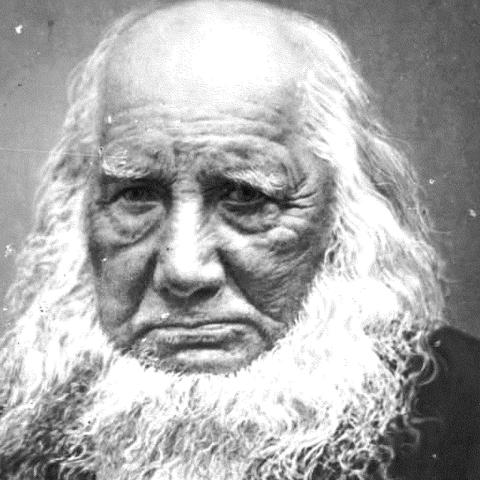 Den danske digterpræst Nikolaj Frederik Severin Grundtvig er ikke lige kendt på alle tyske højskoler, men en tysk oversættelse af en bog om Grundtvig vil hjælpe på det, siger den tyske højskoleforenings danske Geschäftsführer.