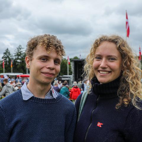 Conrad Sejr Kjersgaard-Brink er arkitektstuderende, mens Rebekka Vang Kristensen er pædagogmedhjælper.