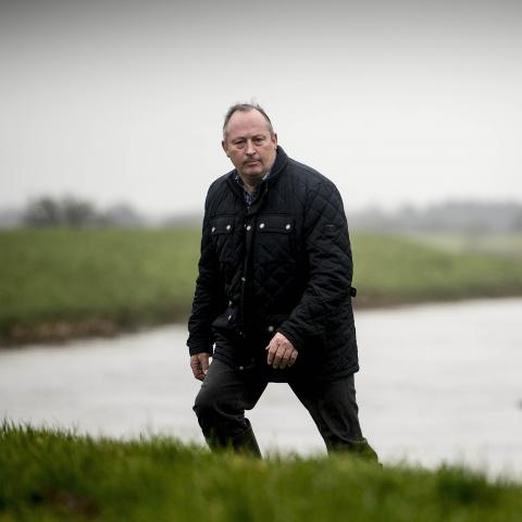 Fedder Feddersen er landmand i Rørkær ved Tønder og dertil digegreve.