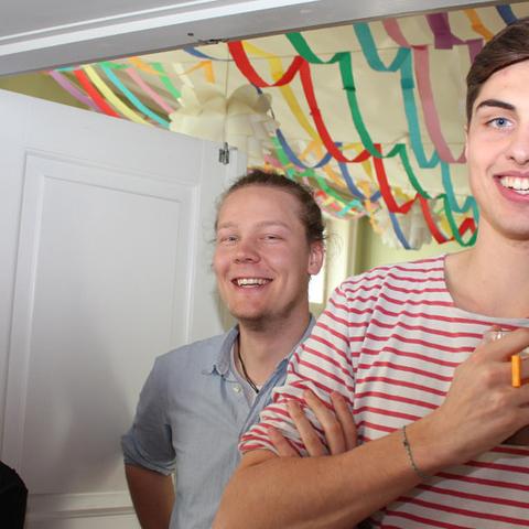 Julie Hansen, Lars Heidtmann og Max Kahrmann, der er fra det danske mindretal i Sydslesvig, har valgt at studere i Danmark. 