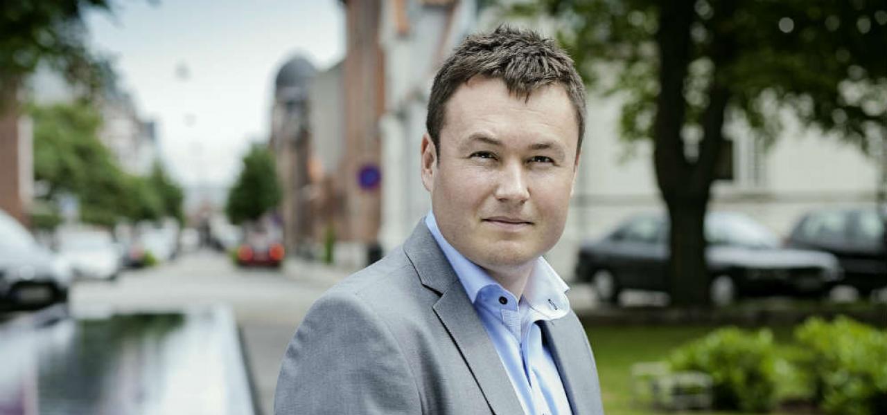 Anders Kronborg, fødevareordfører for Socialdemokratiet, mener, tyskerne skal se hegnet som et eksempel på godt samarbejde mellem Danmark og Tyskland. Anders Kronborg, fødevareordfører for Socialdemokratiet, mener, tyskerne skal se hegnet som et eksempel på godt samarbejde mellem Danmark og Tyskland.