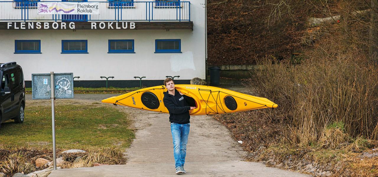 Flensborg Roklub hjalp ZDF i den grænseoverskridende tv-serie ‘Venners død’ med både danske og tyske stjerner