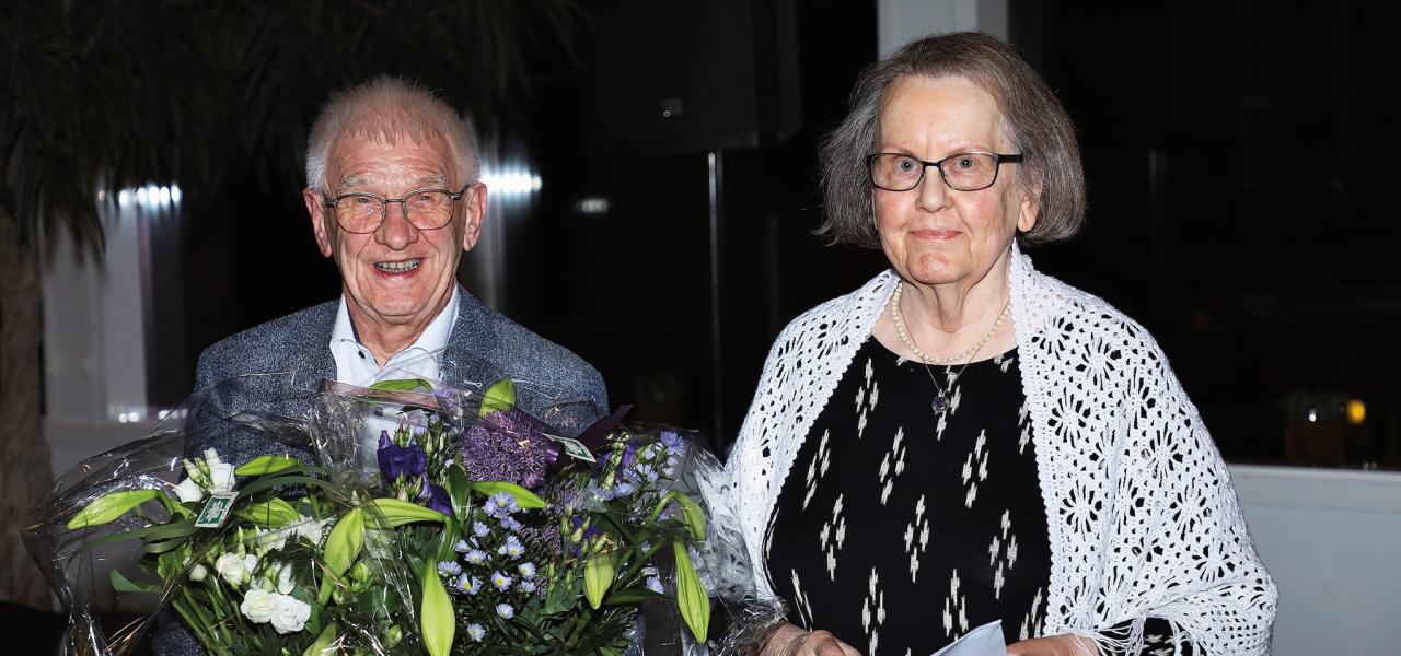 Ægteparret fik overrakt prisen til Grænseforeningens Sendemandsmøde 2023.