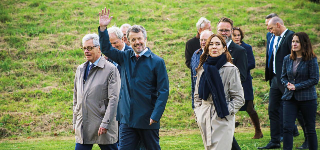 Kongeparret besøger Dannevirke