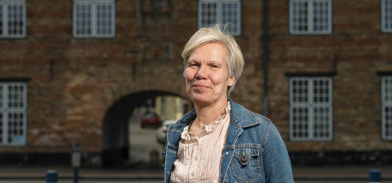 RUC-forsker Garbi Schmidt er ny formand for ECMI i Flensborg.