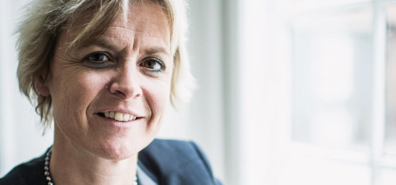 ”Jeg kommer til at holde et meget langt foredrag, for vi overser så meget i Tyskland”, siger Lykke Friis, der på højskolekurset skal holde foredrag om det gode danskerne overser i Tyskland.  ”Jeg kommer til at holde et meget langt foredrag, for vi overser så meget i Tyskland”, siger Lykke Friis, der på højskolekurset skal holde foredrag om det gode danskerne overser i Tyskland.