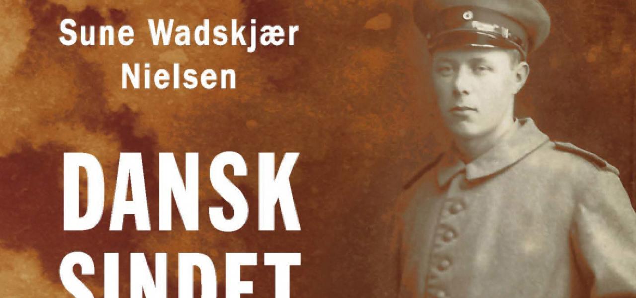 "Forfatteren Sune Wadskjær Nielsen har kunnet øse af mange forskellige kilder, han fører en letløbende pen, har sans for at skille det væsentlige fra det uvæsentlige og afbalancere det private og det almene", skriver René Rasmussen i sin anmeldelse af Sune Wadskjær Nielsens bog. 