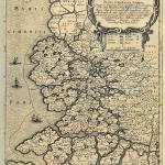 Stormfloderne har gennem tiden forandret det nordfrisiske landskab gevaldigt. Stormfloden i 1362 lod den sagnomspundne handelsby Rungholdt forsvinde i havet, mens stormfloden i 1634 lod øen Strand lide samme skæbne. På dette kort, ‘Landtcarte von dem Alten Nortfrieslande. Anno 1240’, fra 1652 ses Nordfrisland, som man forestillede sig, det så ud før stormflodernes rasen. Stormfloderne har gennem tiden forandret det nordfrisiske landskab gevaldigt. Stormfloden i 1362 lod den sagnomspundne handelsby Rungholdt forsvinde i havet, mens stormfloden i 1634 lod øen Strand lide samme skæbne. På dette kort, ‘Landtcarte von dem Alten Nortfrieslande. Anno 1240’, fra 1652 ses Nordfrisland, som man forestillede sig, det så ud før stormflodernes rasen.