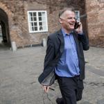 “Mindretallet i Sydslesvig er den undtagelse, der bekræfter reglen," siger Christian Langballe (DF). Dansk Folkeparti støtter forslag om at tilbyde dobbelt statsborgerskab til sydslesvigere, selvom partiet ellers er imod dobbelt statsborgerskab.