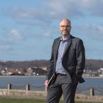 Simon Faber er tidligere overborgmester i Flensborg. Nu står den 50-årige sydslesviger i spidsen for Sekretariatet for Genforeningen 2020. Simon Faber er tidligere overborgmester i Flensborg. Nu står den 50-årige sydslesviger i spidsen for Sekretariatet for Genforeningen 2020.