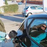 Julia Warnke, 24, krydser grænsen ved Krusaa hver dag for at komme fra sit hjem i Flensborg til Kolding, hvor hun studerer på IBA Erhvervsakademi Kolding. Hun synes ikke, grænsekontrollen udgør det store problem.  Julia Warnke, 24, krydser grænsen ved Krusaa hver dag for at komme fra sit hjem i Flensborg til Kolding, hvor hun studerer på IBA Erhvervsakademi Kolding. Hun synes ikke, grænsekontrollen udgør det store problem.