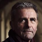 "Det Nye Testamente er en appel til os om at have et menneskeligt beredskab over for næsten", siger Jens Christian Grøndahl.  "Det Nye Testamente er en appel til os om at have et menneskeligt beredskab over for næsten", siger Jens Christian Grøndahl.