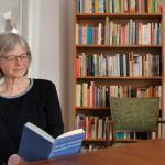 68-årige Karen Sonne Jakobsen, der er opvokset i Sydslesvig, tog til København efter sin studentereksamen fra Duborg-Skolen i Flensborg i 1966. Siden da har hun boet og arbejdet i Danmark.  68-årige Karen Sonne Jakobsen, der er opvokset i Sydslesvig, tog til København efter sin studentereksamen fra Duborg-Skolen i Flensborg i 1966. Siden da har hun boet og arbejdet i Danmark.