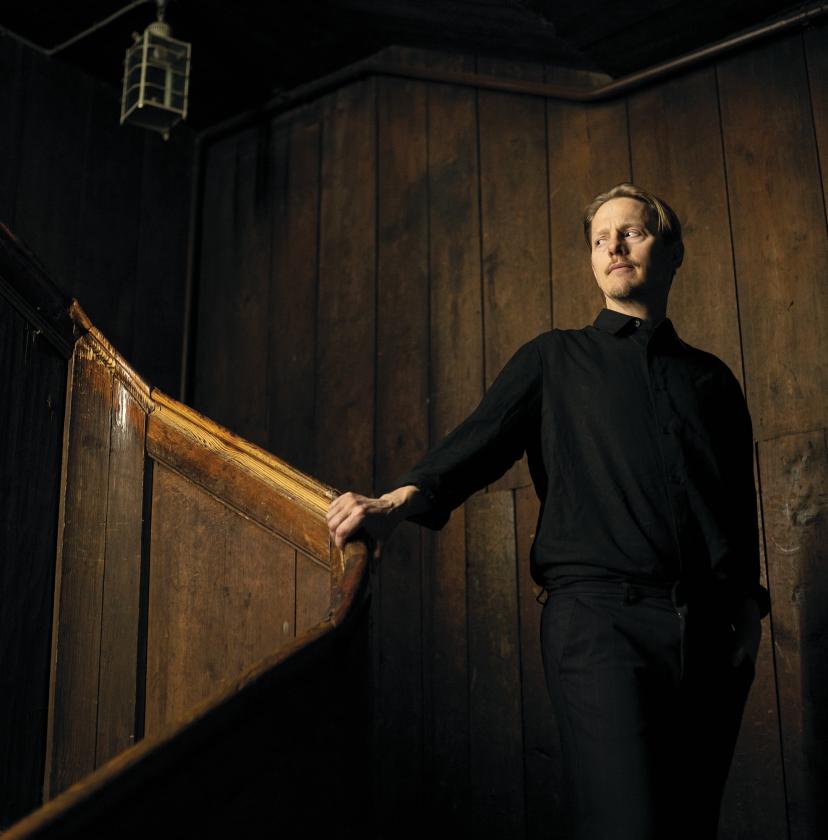 Thure Lindhardt fik vakt sin interesse for det tyske, da han efter Murens Fald i 1989 var på rejse i Østtyskland med sin far: “Der åbenbarede sig en rig kultur med stor filosofi, store tænkere og ikke mindst en fantastisk skuespiltradition”, siger han. 