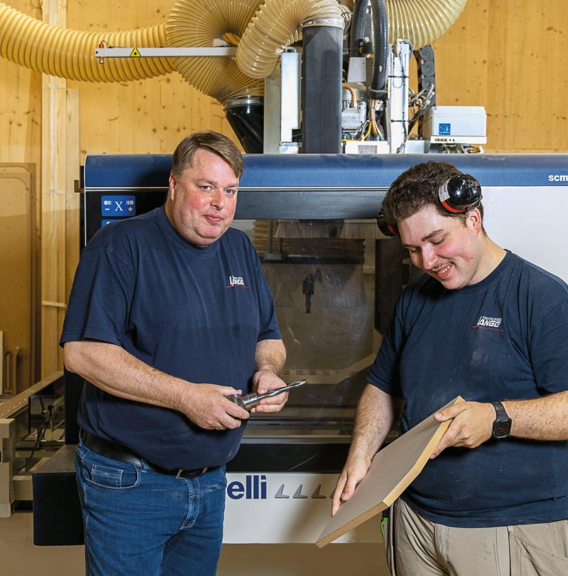 Familien Lange har i mere end 148 år drevet håndværksfirmaet Tischlerei Lange i og omkring Flensborg. 